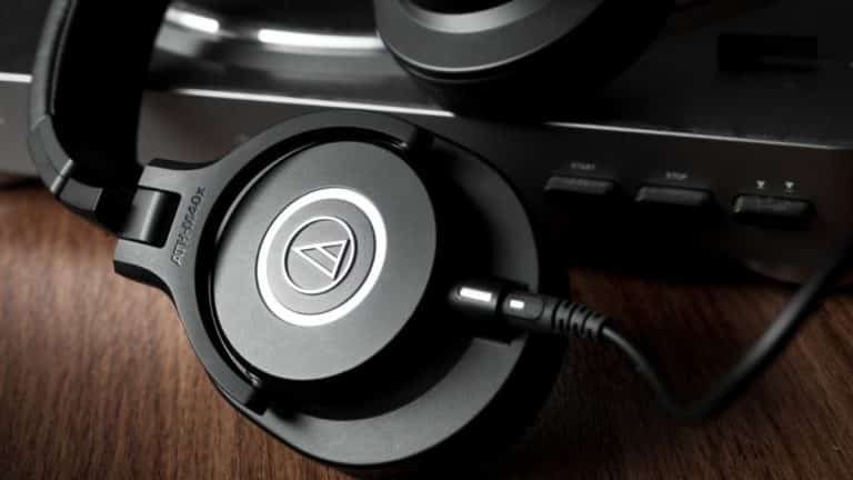 Best Headphones For Audiobooks And Podcasts