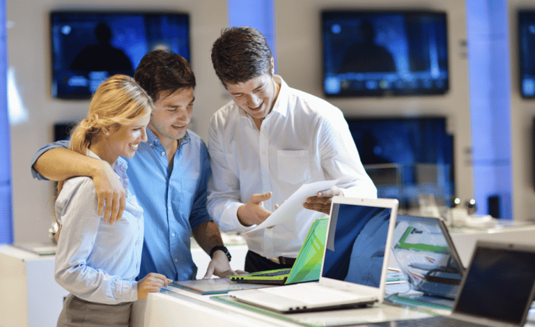 Things to Look For While Purchasing Your New Laptop Things to Look For While Purchasing Your New Laptop